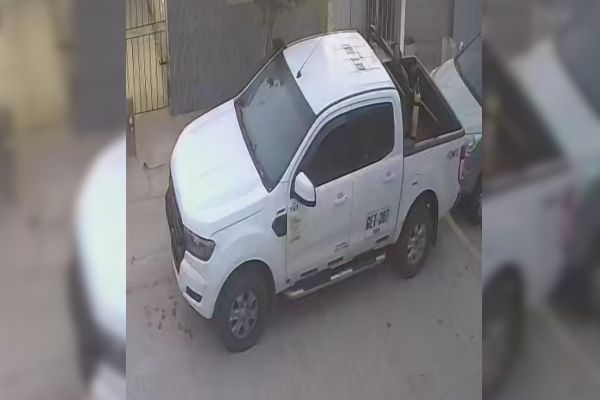 Esta es la camioneta que se hurtaron desconocidos en el casco urbano de Manaure.