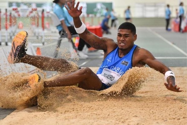 Arnovis de Jesús Dalmero Arvilla, deportista magdalenense de alto rendimiento especializado en salto de longitud. Foto archivo