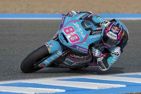 David Alonso, piloto colombiano que compite en el Moto2 y que fue campeón del mundo en el Moto3. Foto EFE
