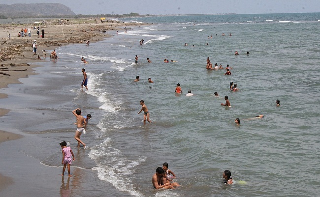 La Dirección General Marítima hace un llamado a bañistas y pescadores para que tengan precaución ante el aumento en la intensidad de los vientos.