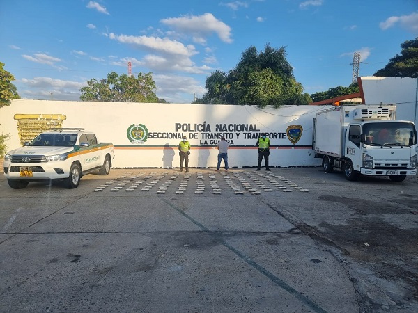 Sujeto capturado con varios kilos de cocaína en el distrito de Riohacha