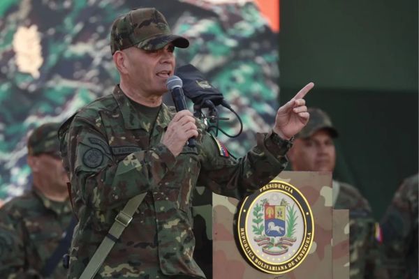 Fotografía de archivo que muestra al ministro de Defensa de Venezuela, Vladimir Padrino López. EFE/ Miguel Gutierrez