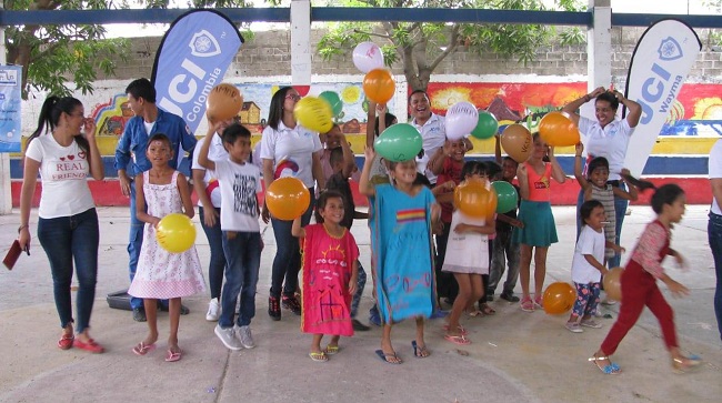 Una jornada de atención a personas vulnerables se realizó en Riohacha.