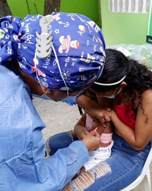 Los niños de las diferentes instituciones educativas han sido muy aplicados para vacunarse en el distrito de Riohacha.